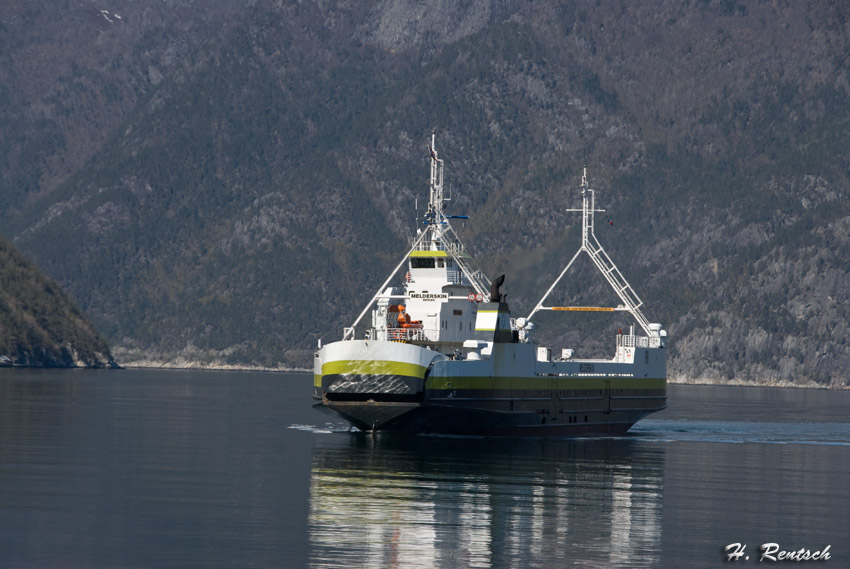 Fähre auf dem Eidfjord