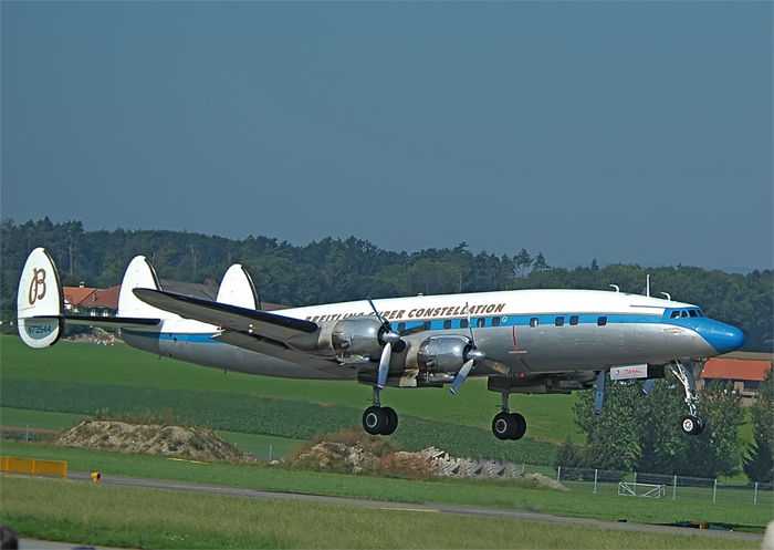 Lockheed Super Constellation, SCFA / Breitling