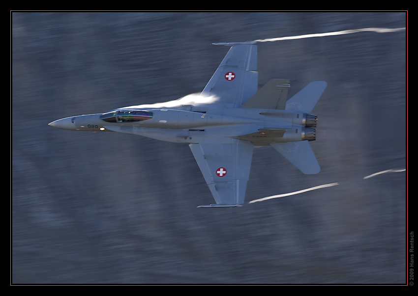 Fliegerdemonstration Axalp-Ebenfluh 2009