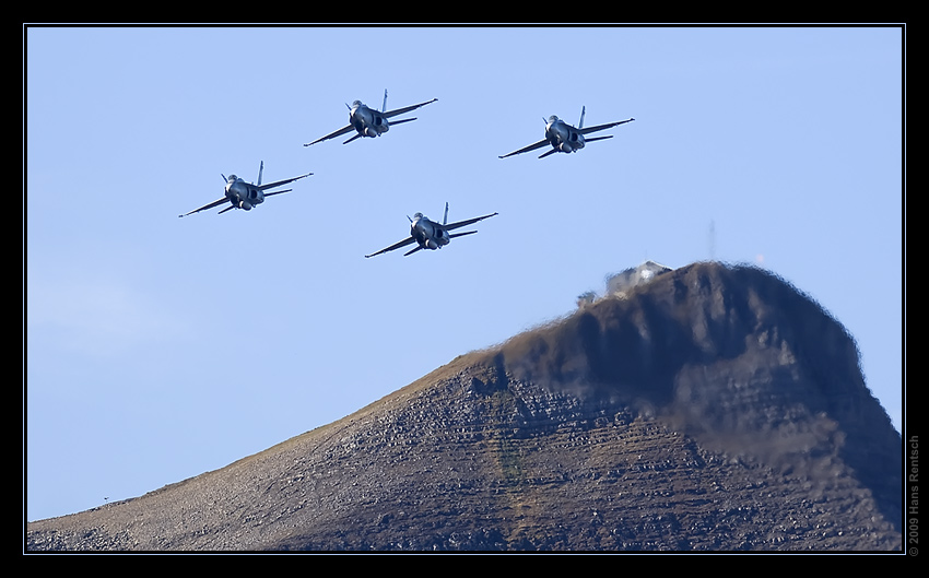 Fliegerdemonstration Axalp-Ebenfluh 2009