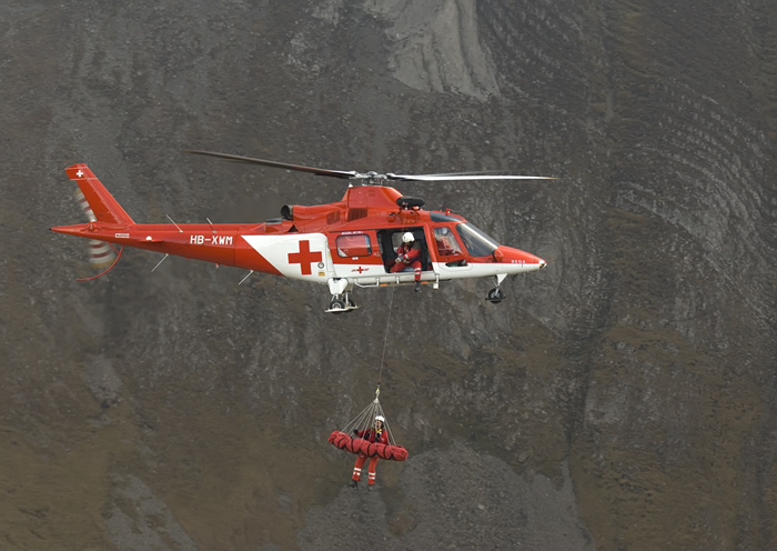 Rega an der Fliegerdemonstration Axalp 2007