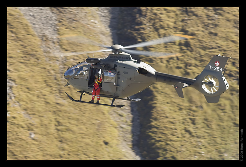 Fliegerdemonstration Axalp-Ebenfluh 2009