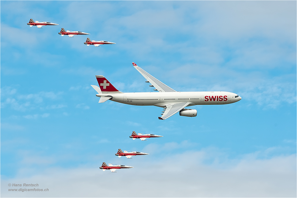 Patrouille Suisse & A-330 Suisse