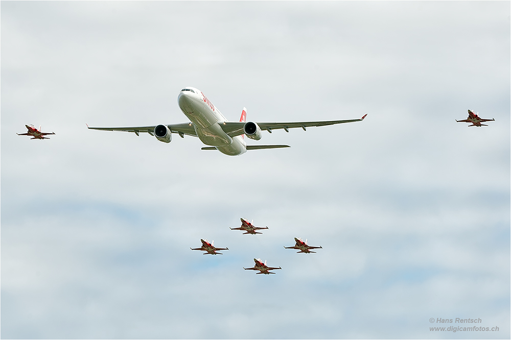 Patrouille Suisse & A-330 Suisse