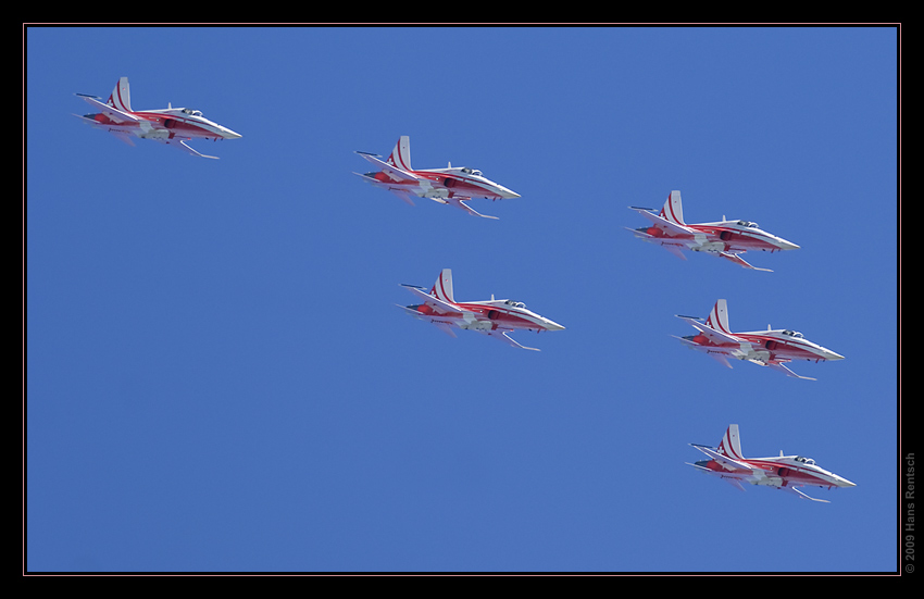 Fliegerdemonstration Axalp-Ebenfluh 2009