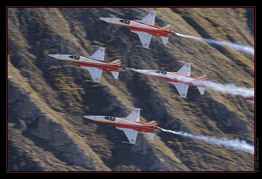 Fliegerdemonstration Axalp-Ebenfluh 2009