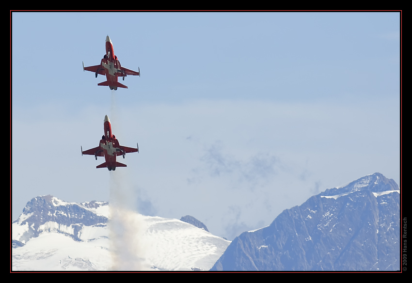 Fliegerdemonstration Axalp-Ebenfluh 2009