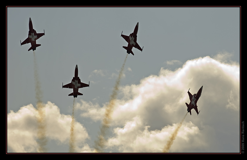 Fliegerdemonstration Axalp-Ebenfluh 2009