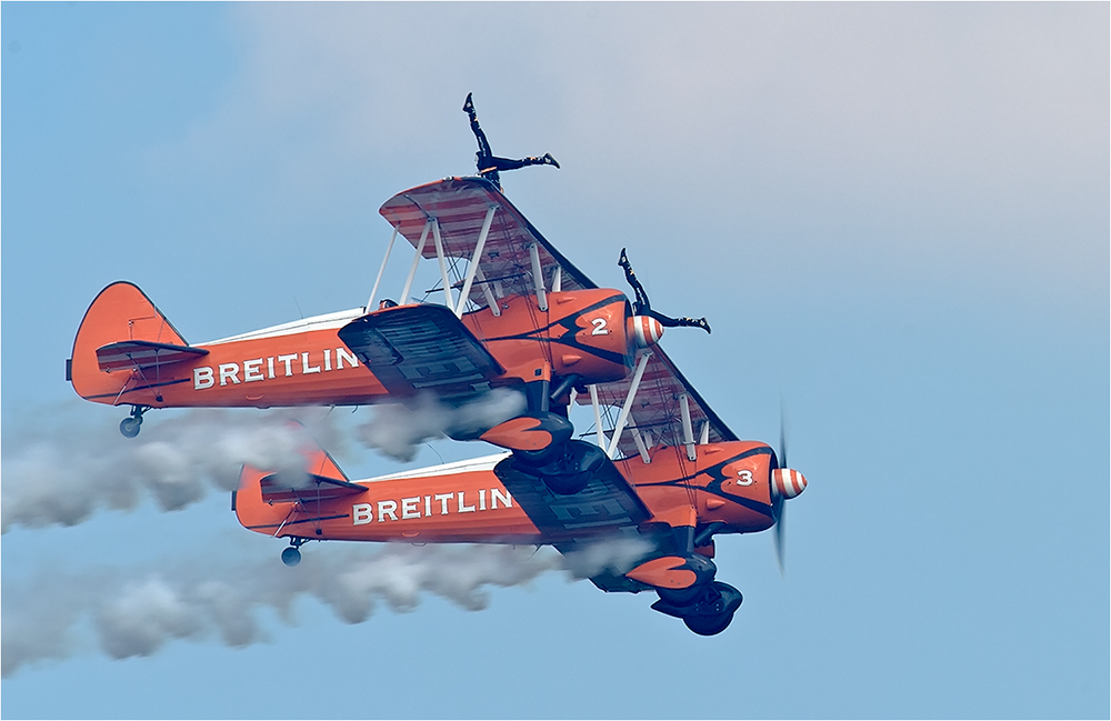 Dittinger Flugtage 2013 / Breitling Wingwalkers