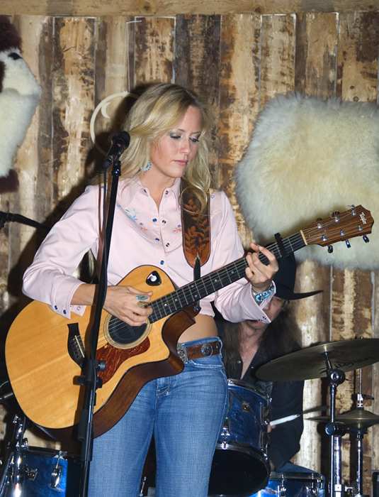 Pauline Reese & High Country, Texas